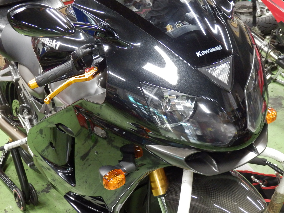 カワサキ ZX-12R『タイヤ交換』ピレリ ロッソコルサ2 - NAPS-ON マガジン