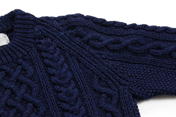 デニムヤーンクルーネックセーター ハンドニット ケーブル編み/全2色