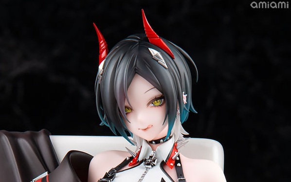 在庫復活】アルター製 アズールレーン ウルリッヒ・フォン・フッテン 1