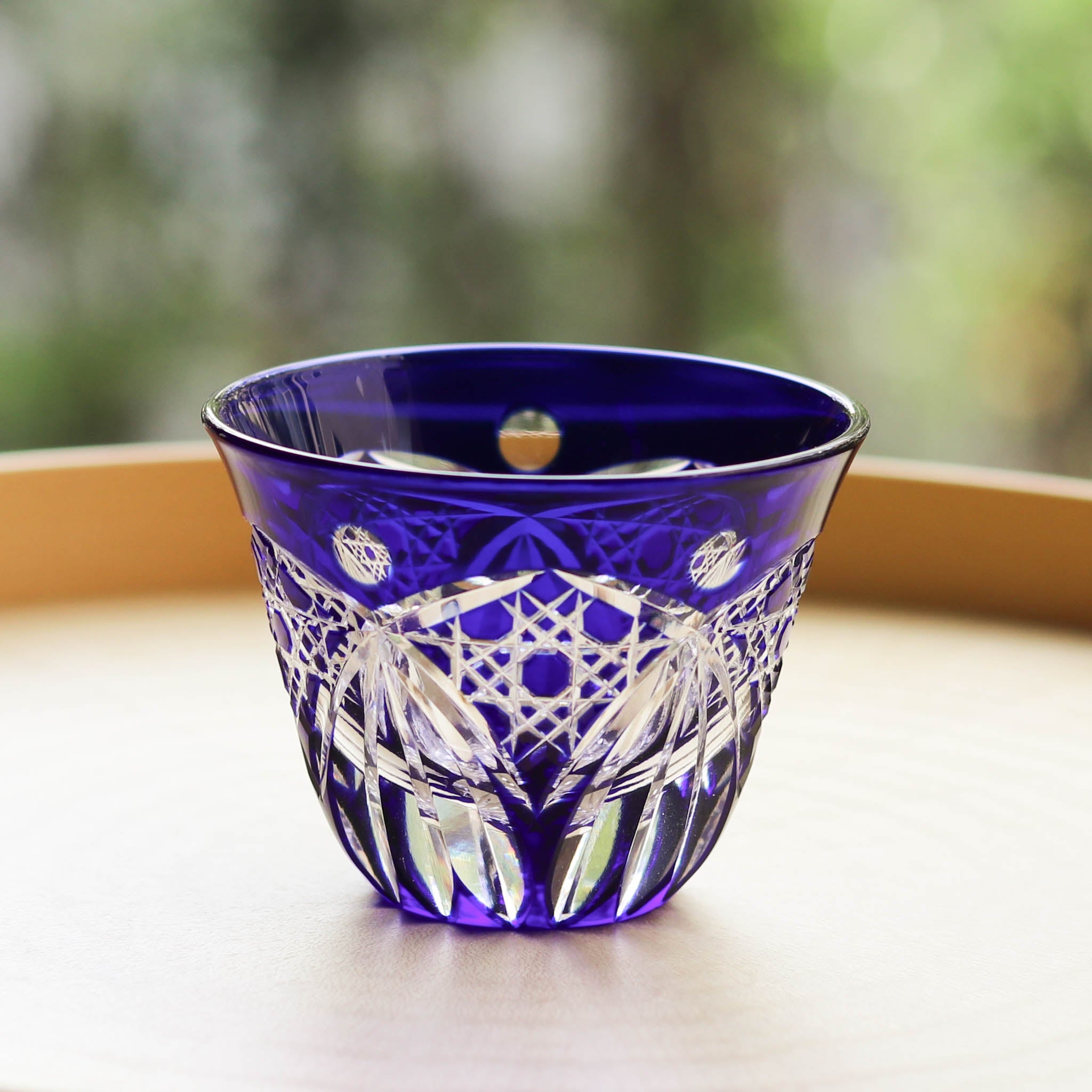 江戸切子 ぐい呑 | 八角篭目文様 | ルリ | ミツワ硝子