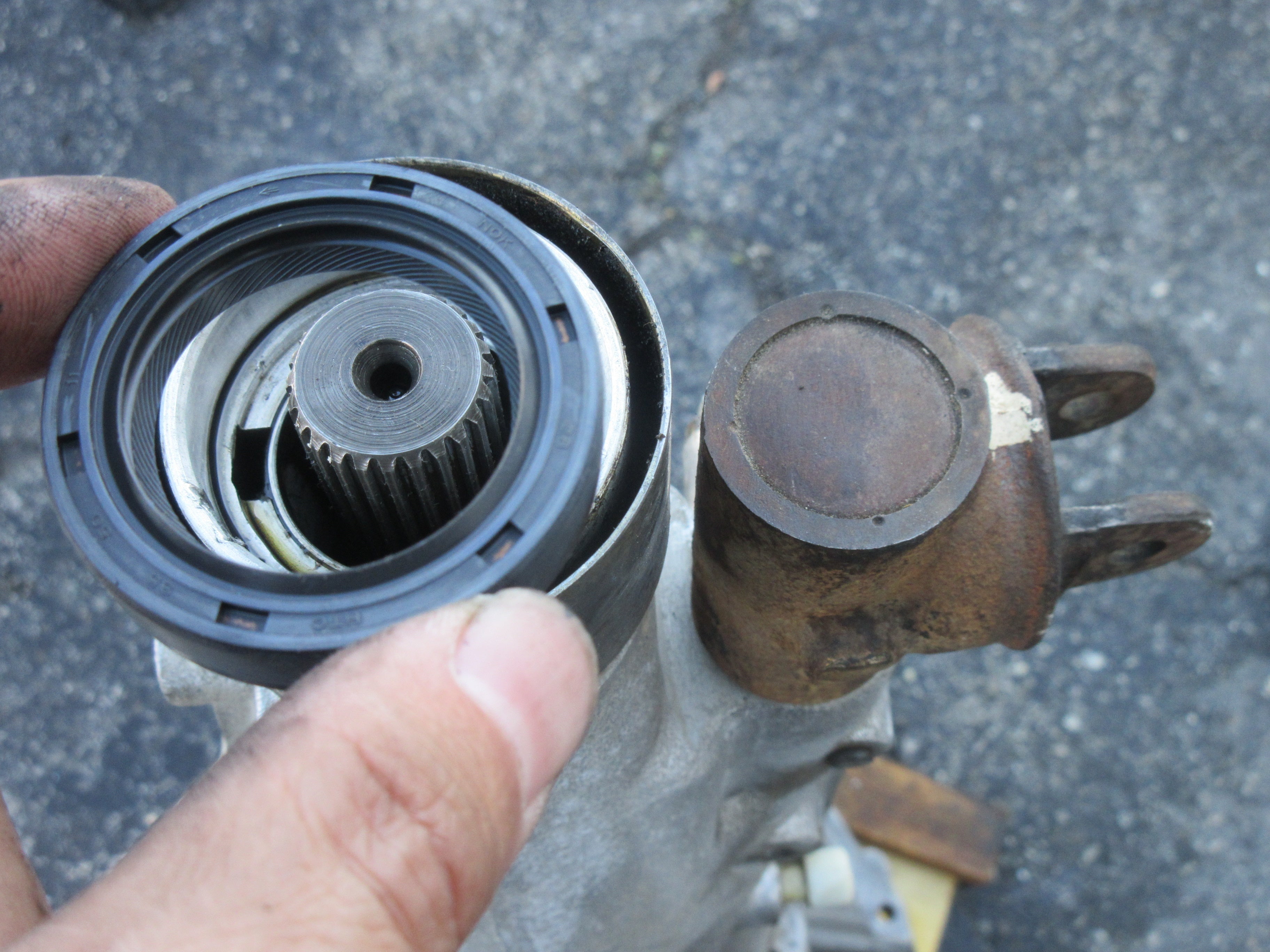 Rear Seal for Nissan B-Type Transmission Genuine Nissan – JDM CAR