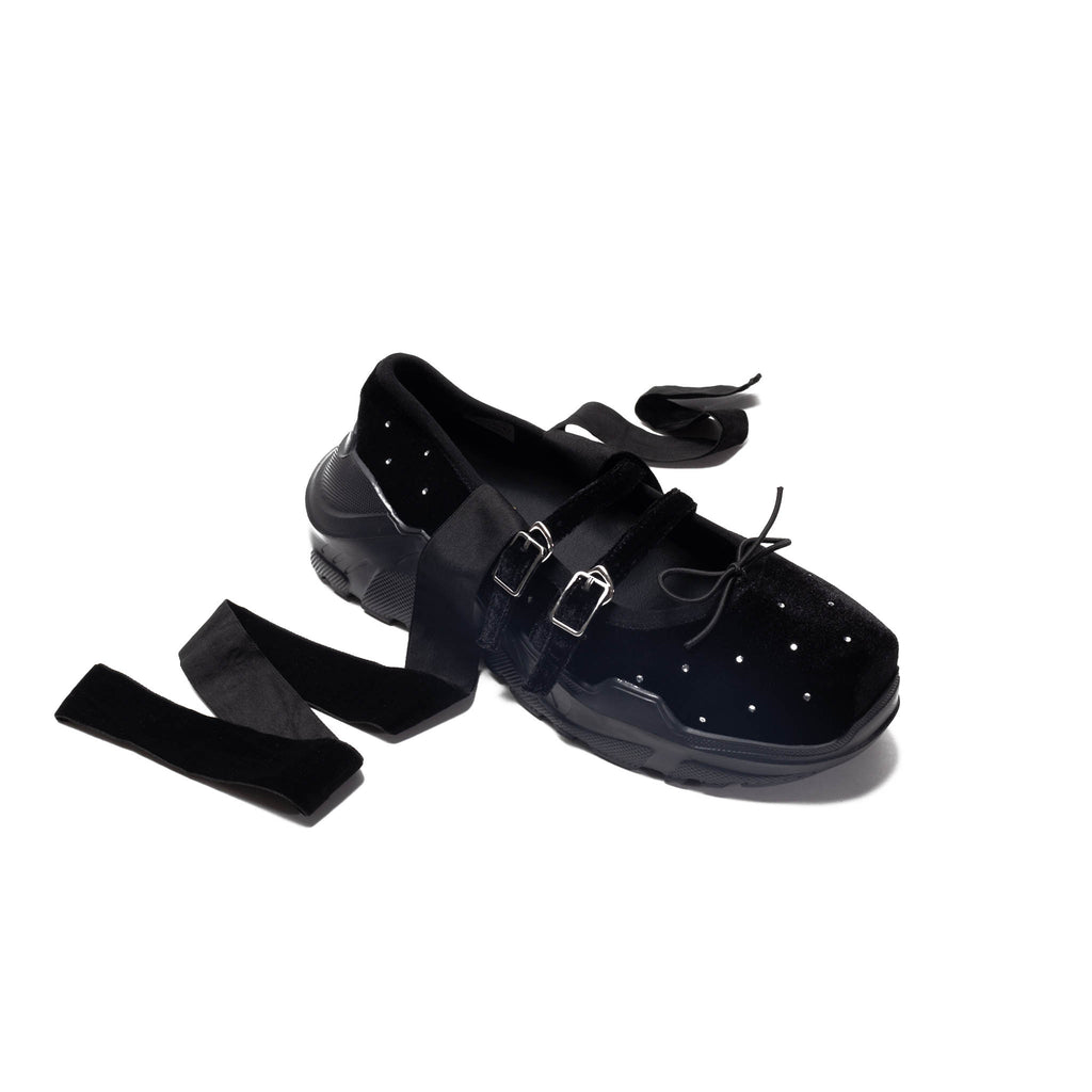 Giselle Velvet Black × Clear Rhinestone – AKIKOAOKI(アキコアオキ