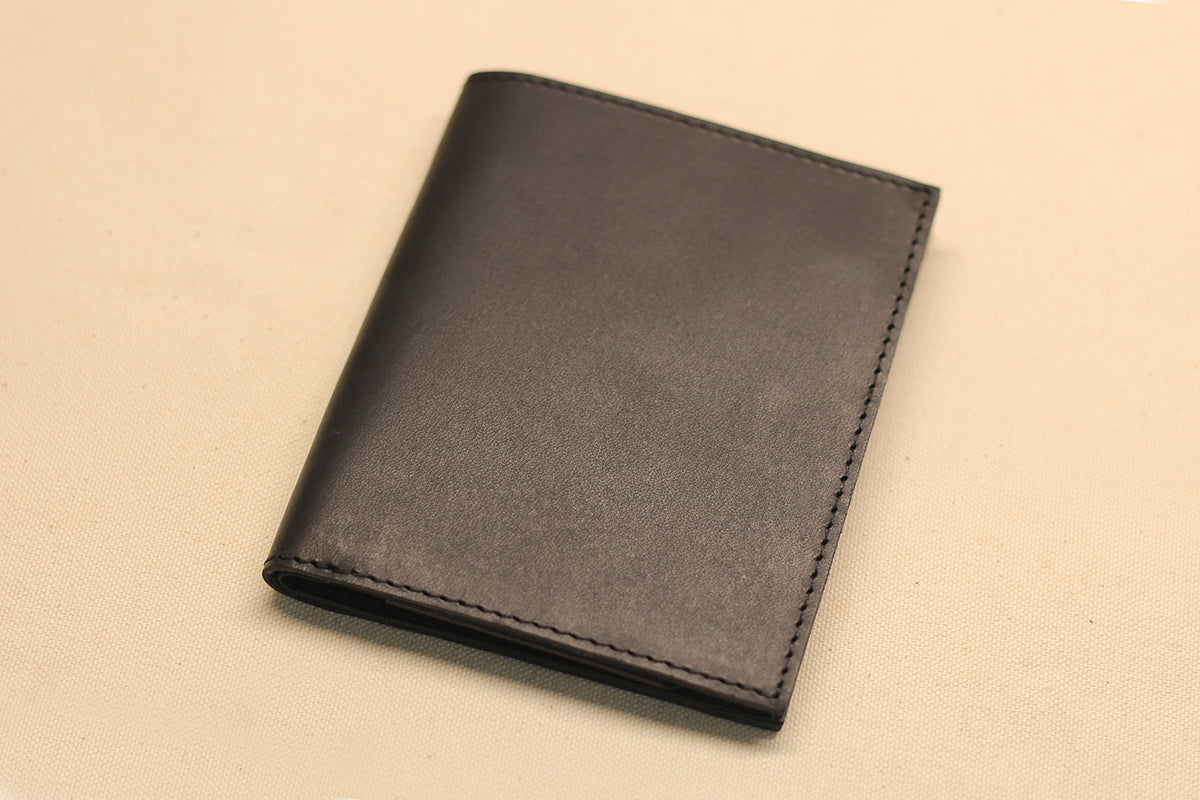 Tenuis 第3世代 究極の薄い革財布