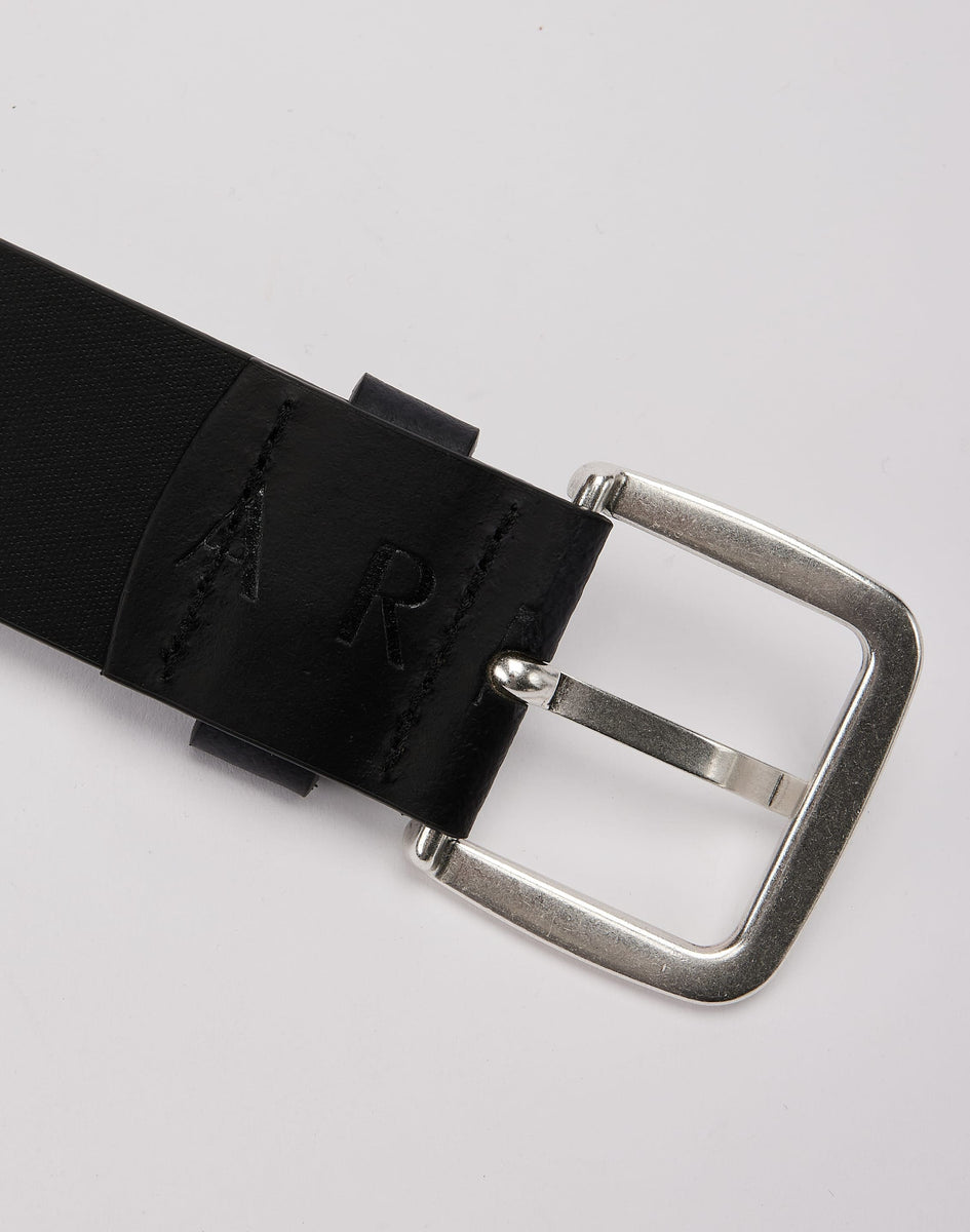 AX_951185_cc529_Belts063_1200x