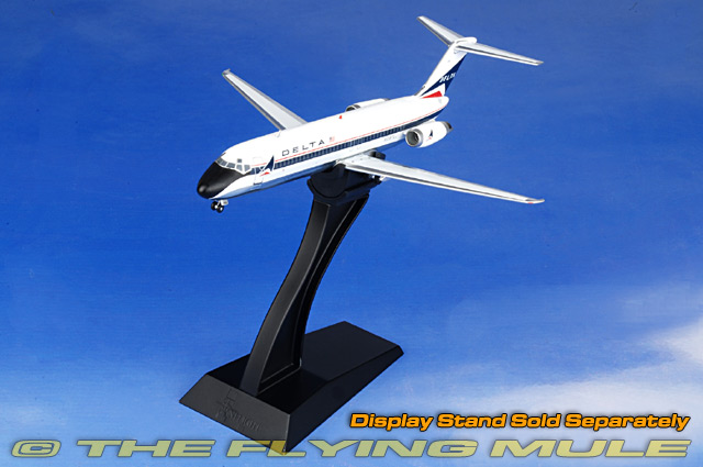 DC-9-32 1:200 Diecast Model - Inflight 200 IF-IF932005 - Inflight
