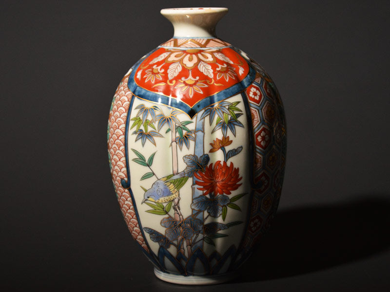 献上手古伊万里焼】花瓶 染錦本金松竹梅地紋図