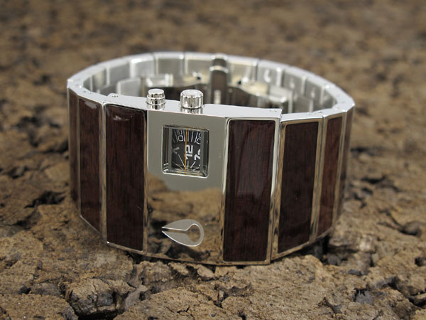 卸問屋KLJAPAN】ブランド腕時計を仕入れることができる、会員登録無料