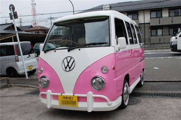 ピンクのワーゲンバス仕様 | 神奈川県 大塚様 | モデストで制作した事例集