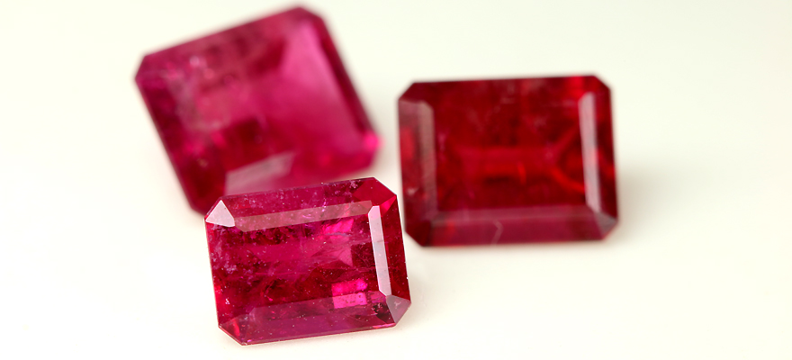 アメリカ産レッドベリル 1.05ct (ビクスバイト)【品質保証書/宝石鑑別