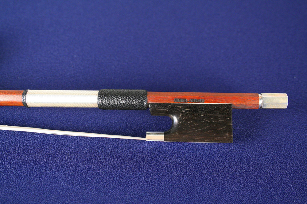 FINKEL Atelier | 下倉バイオリン 弦楽器専門店