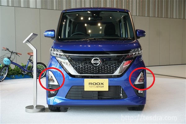 グレードで全然違う！新型ルークスのヘッドライトのデザイン＆光り方を