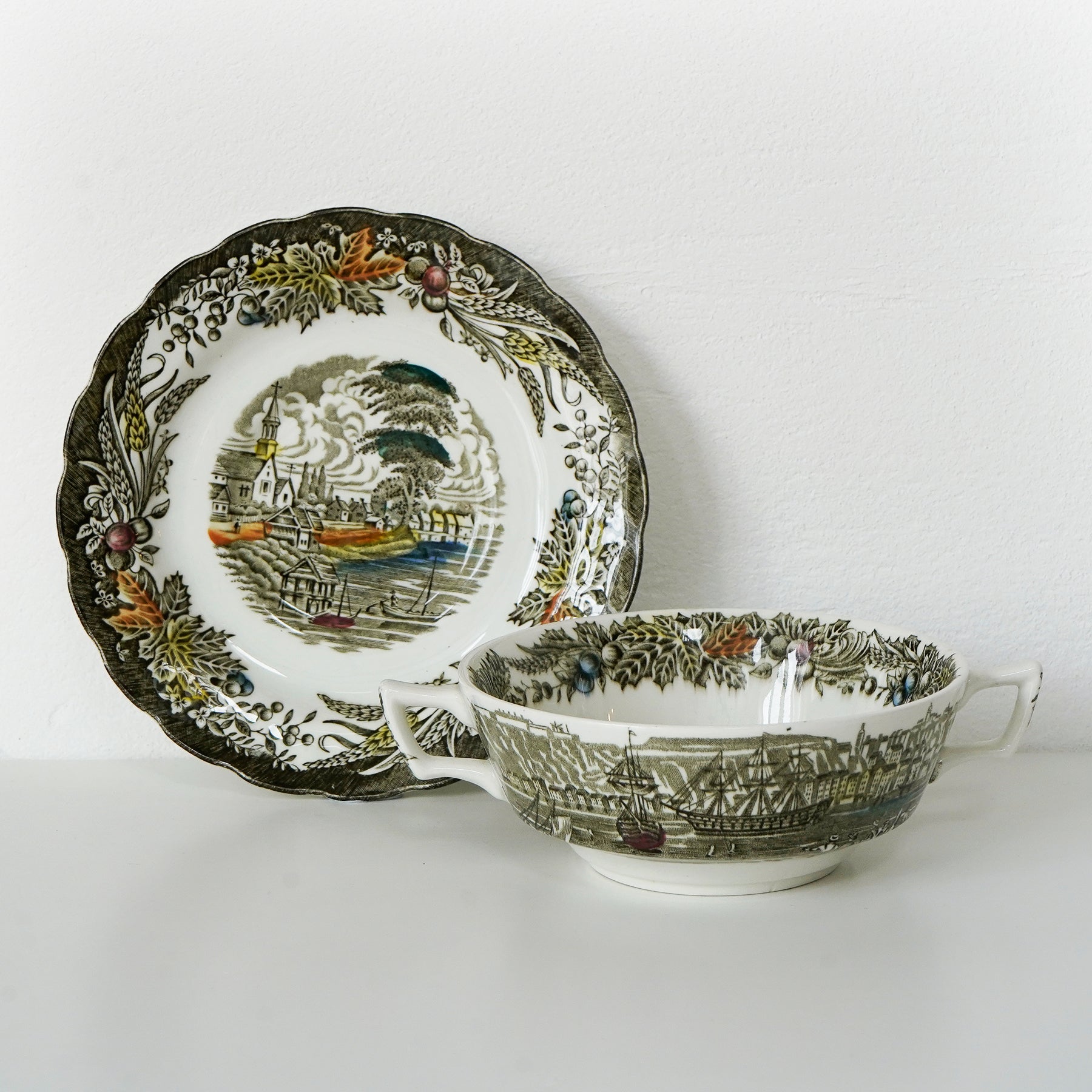 Vintage Ridgway Cup & Saucer / 英国リッジウェイ カップアンド