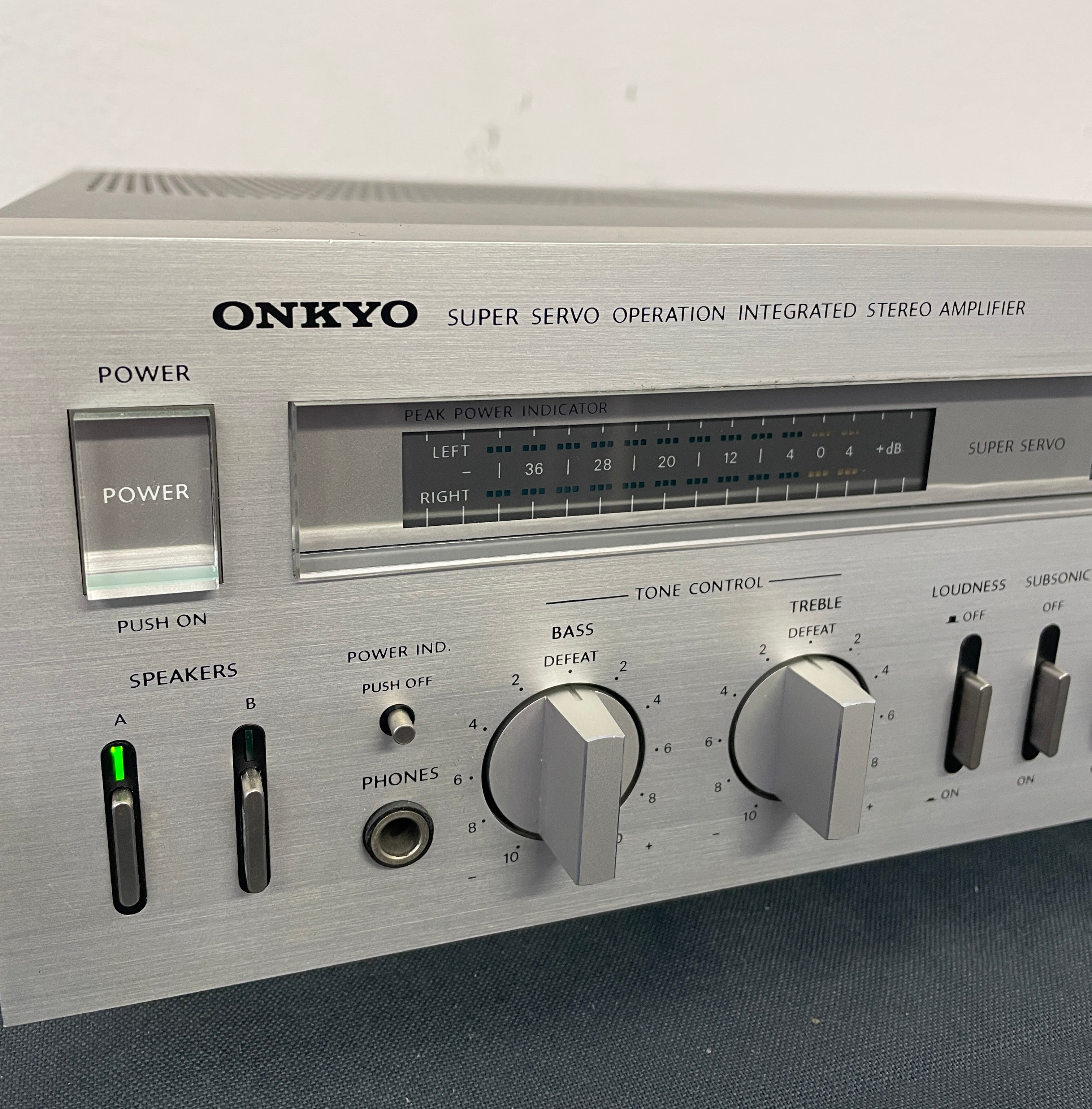 1981-1983 Onkyo Super Servo Stereo Integrated Amplifier – Tondo
