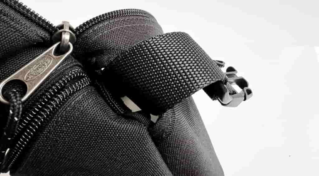 レビュー】MM6×EASTPAKコラボのボディバッグ【他MM6でおすすめのバッグも】