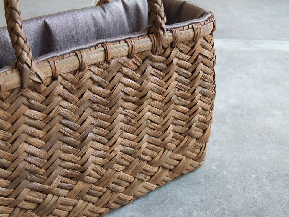 楽天市場】純国産 山葡萄かごバッグ 三本四つ目変わり縦網代編み