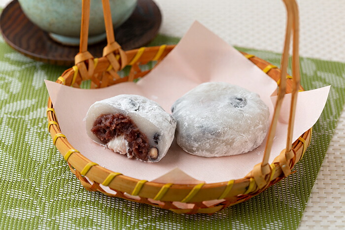 楽天市場】岡山 大正9年創業「おもちの黒川」豆塩大福［送料無料