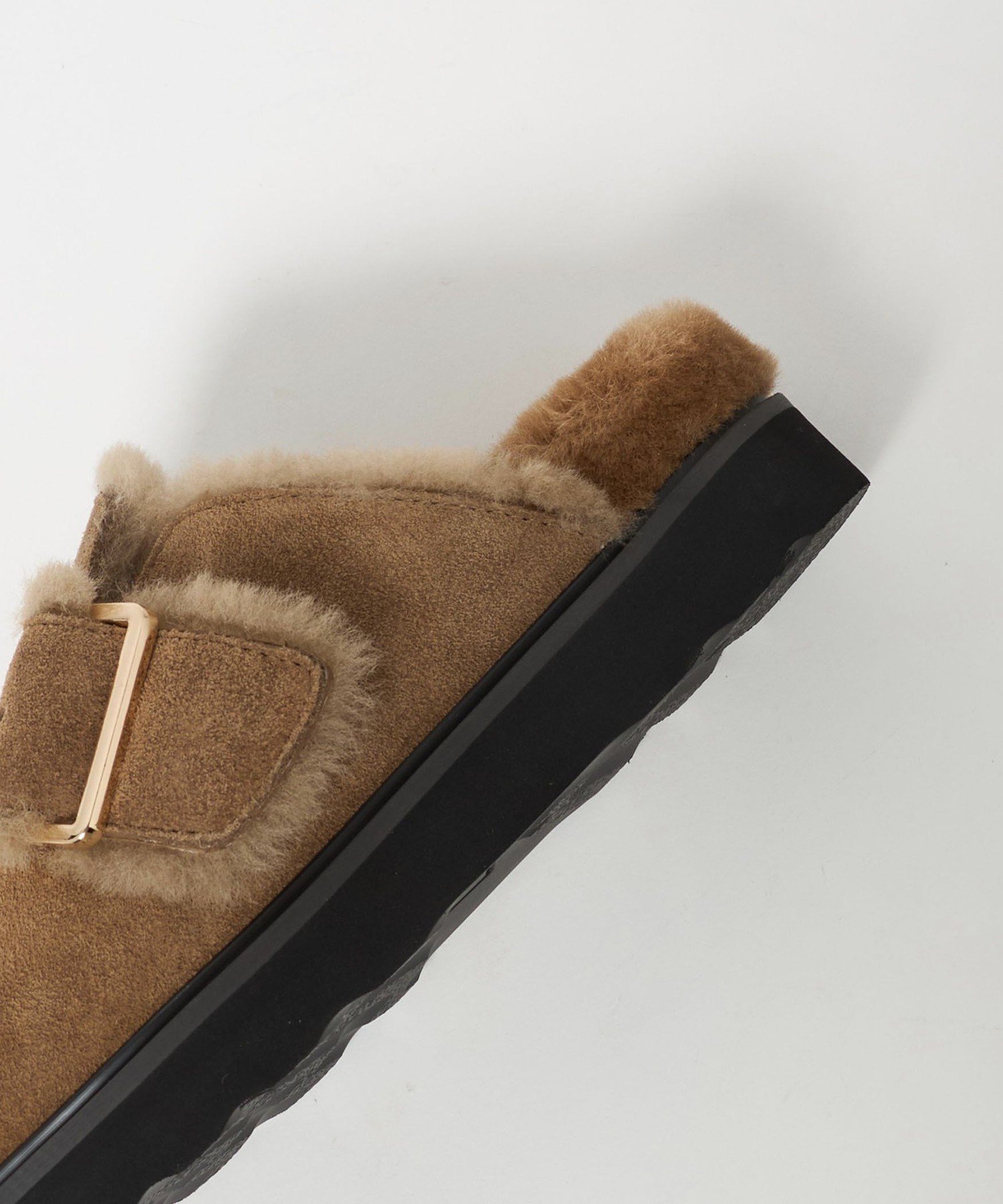 ゆう【MOHI…】スエードビッグベルトボストンサンダル セール】＜MOHI＞スエード ビッグベルト ボストンサンダル