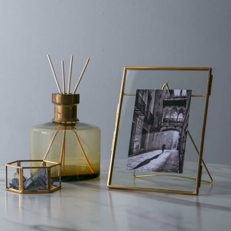 楽天市場】ガラスと真鍮でできたフォトフレーム 写真立て おしゃれ