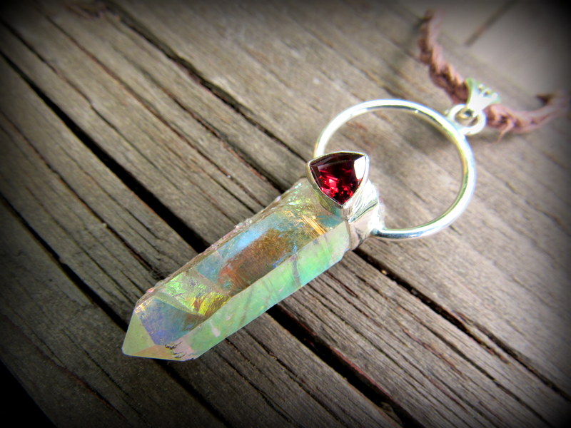 1点物☆上質エンジェルオーラクォーツ/レインボーオーラ＆ガーネット