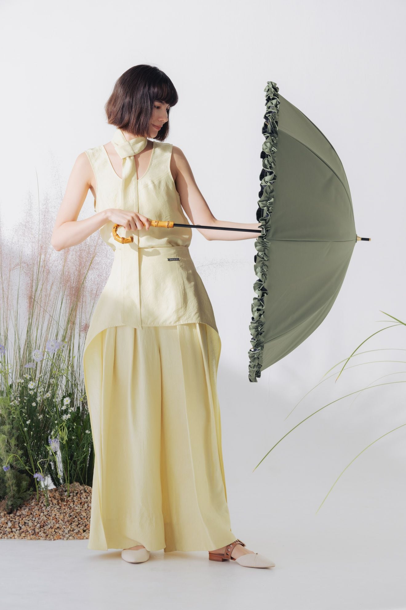 完全遮光100% 長傘 L/フリル(60cm)