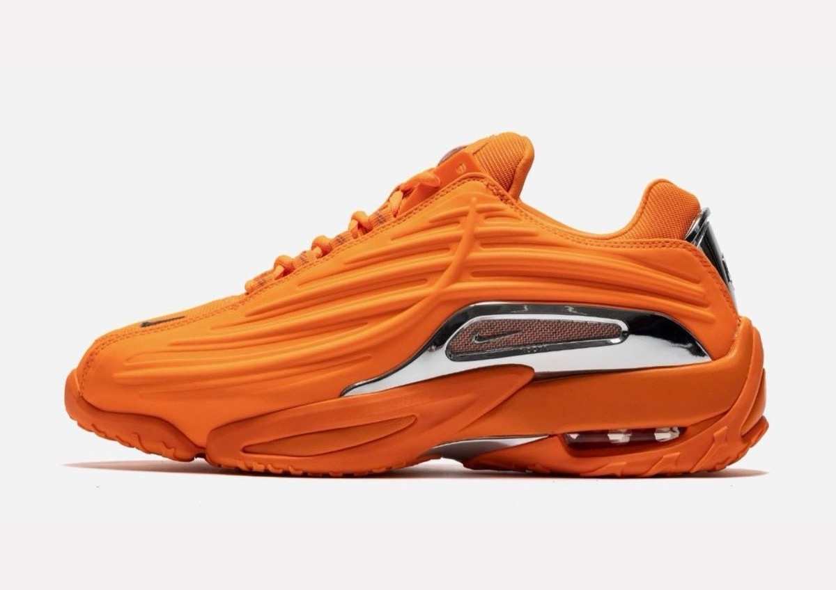 NOCTA × Nike Hot Step 2 “Total Orange”が国内3月15日／4月4日より