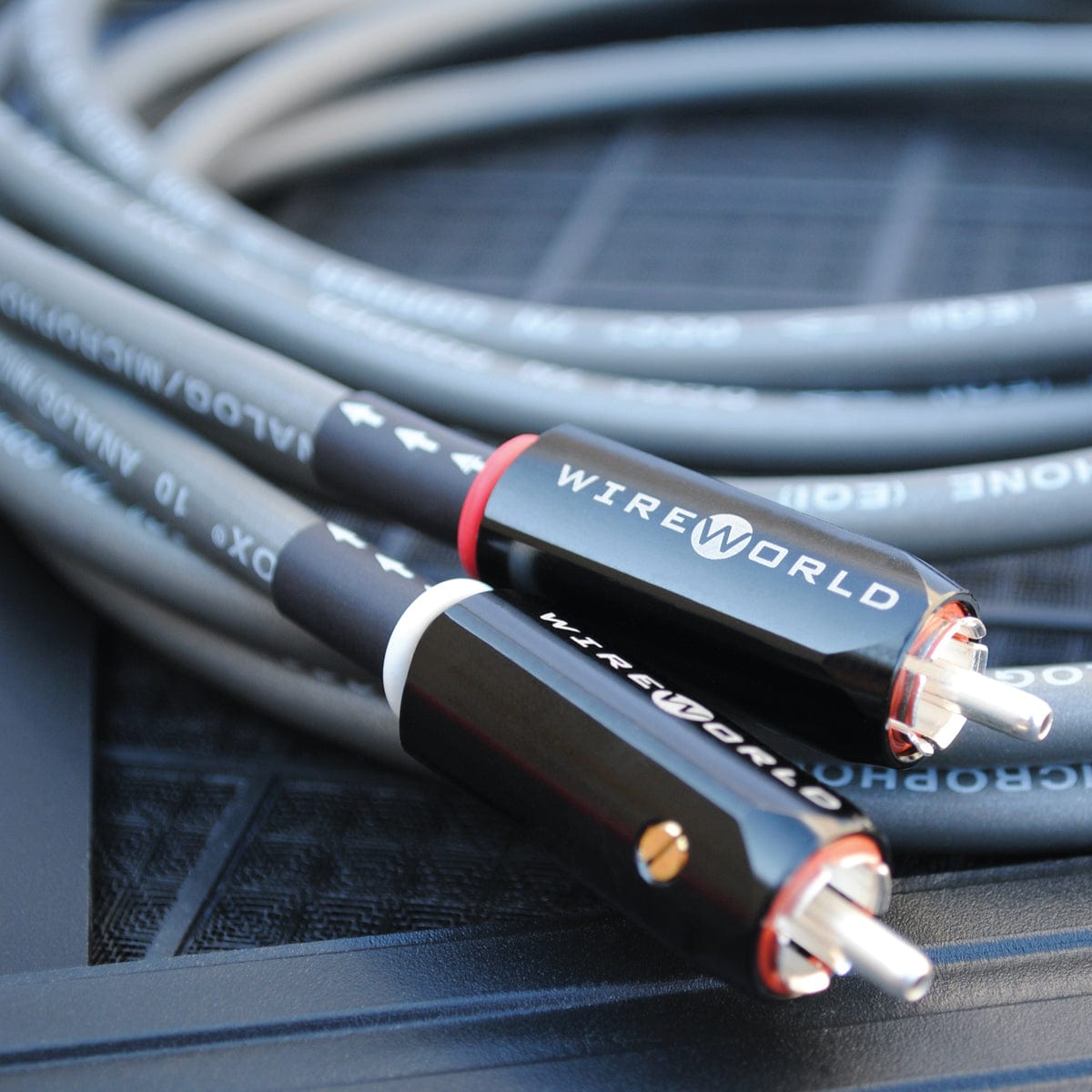 Equinox® 10 Audio Interconnect Cable