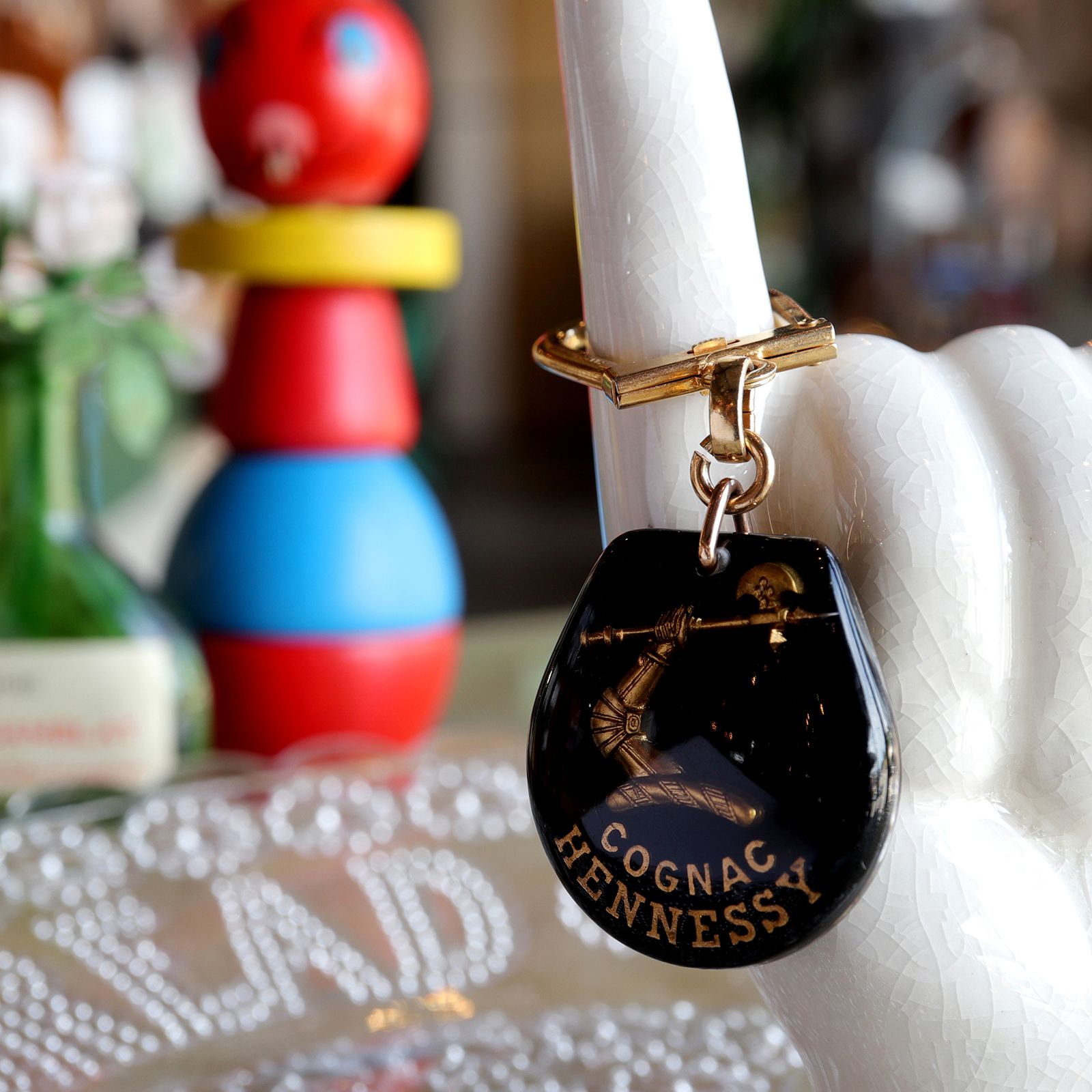 COGNAC HENNESSY コニャック ヘネシー ブルボンキーホルダー | corne