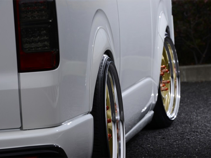 ES オーバーフェンダー(25mm) ABS製 □ハイエース/レジアスエース 全車