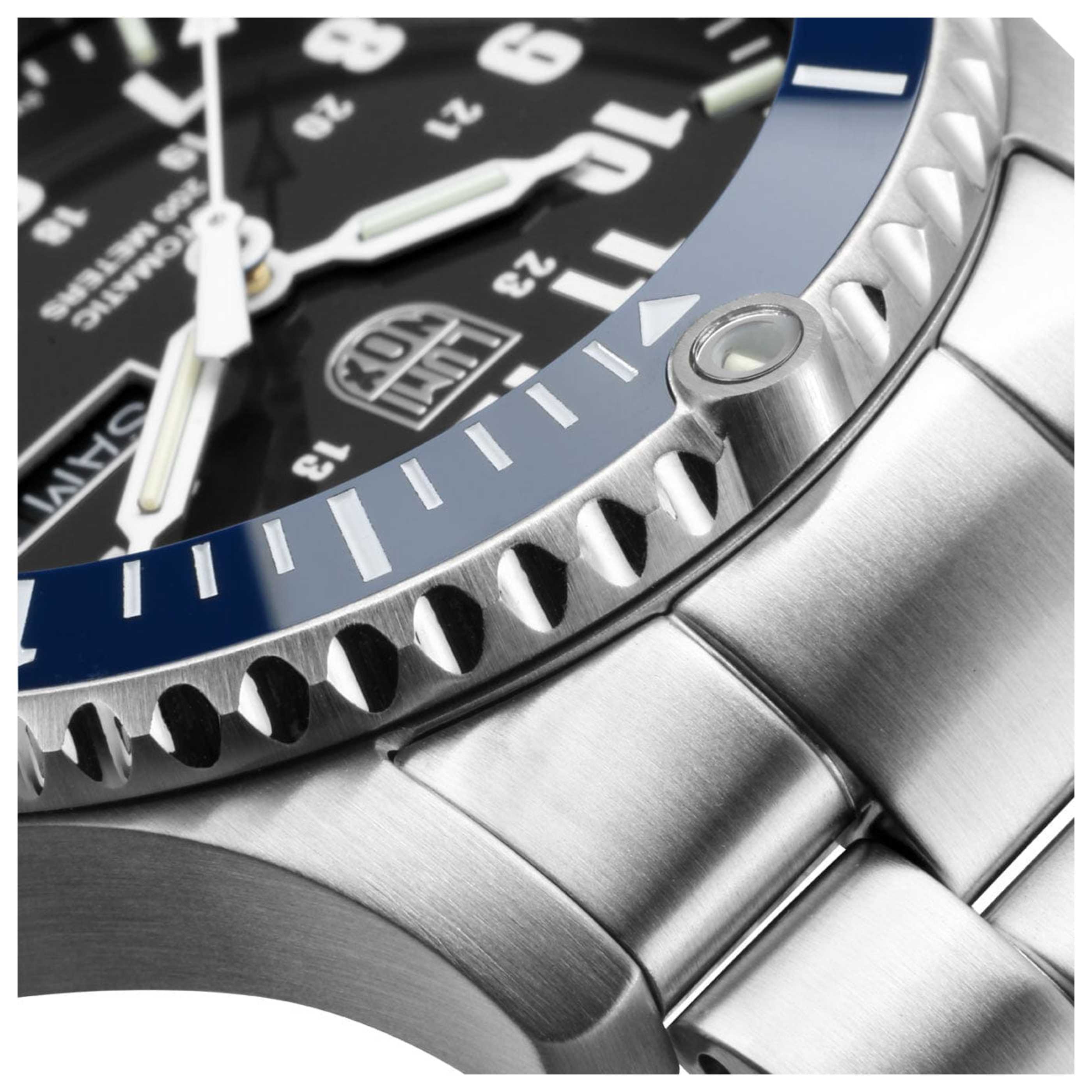 Luminox Men's Watch XS.ZI24 – Ashford.com