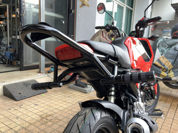 DKS グロム (21-) スタント用 サブケージ/ウィリーバー｜AxxL