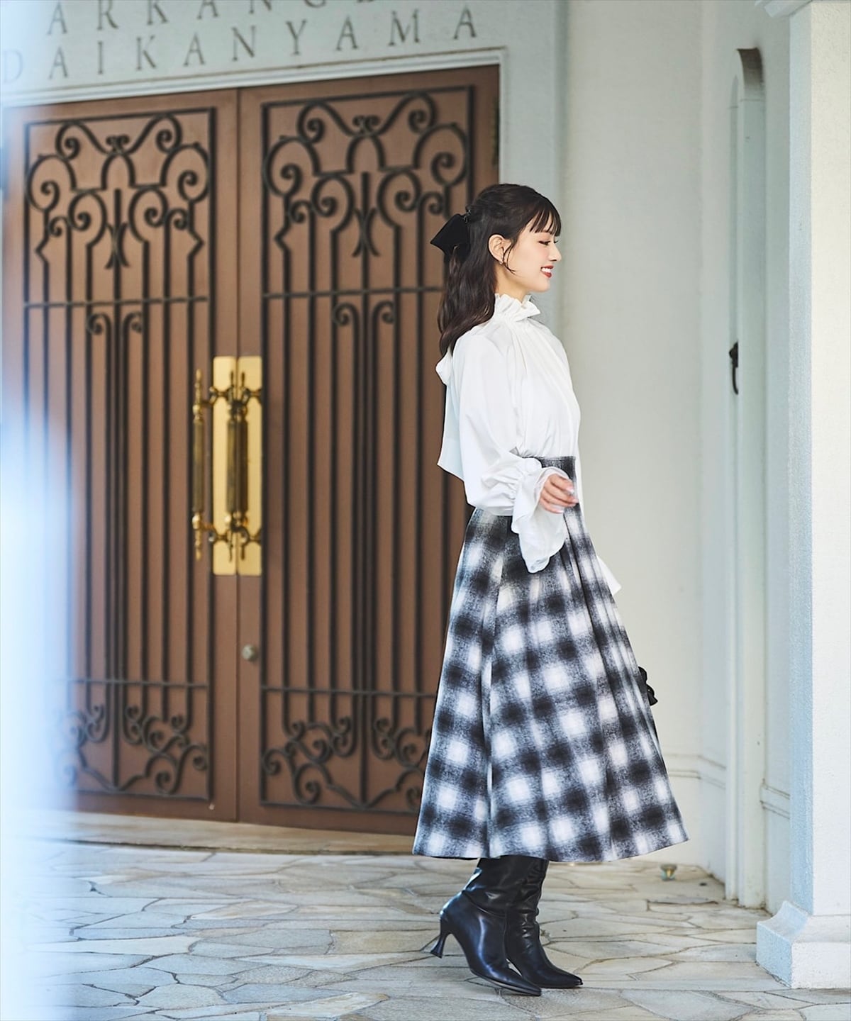 鶴嶋乃愛コラボ】フリルハイネック2WAYリボンブラウス(F ホワイト