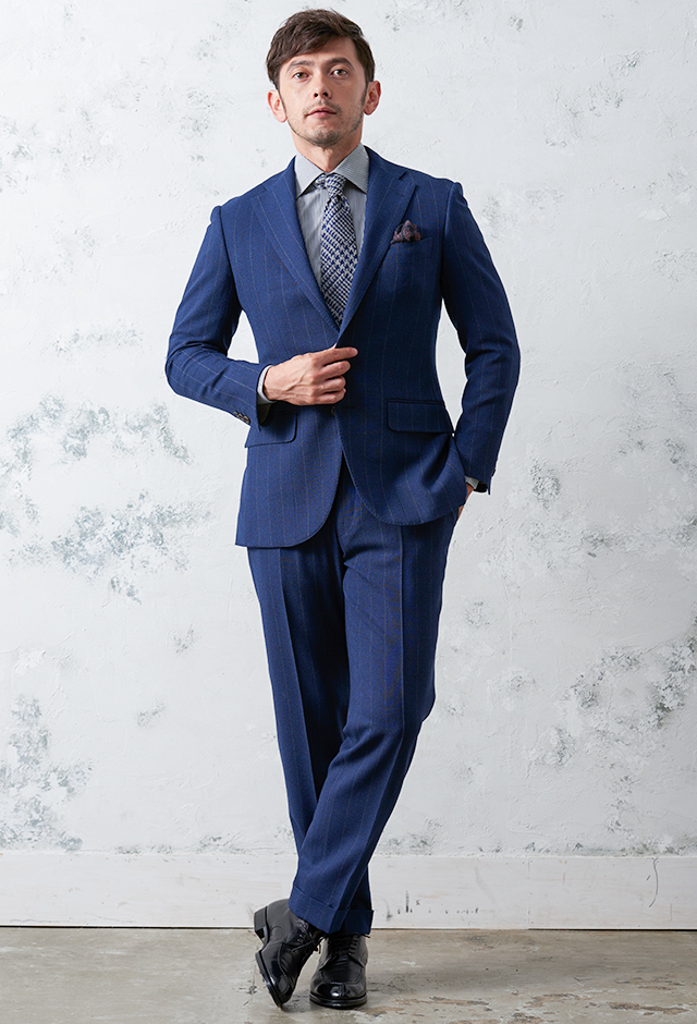 ネイビースーツ・ストライプのコーディネート（Cloth Ermenegildo