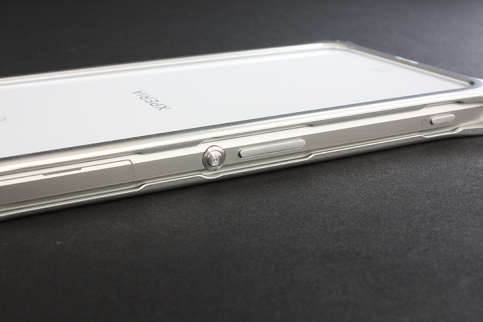 Gild design ソリッドバンパー for Xperia Z1 (au SOL23 , docomo SO-01F)