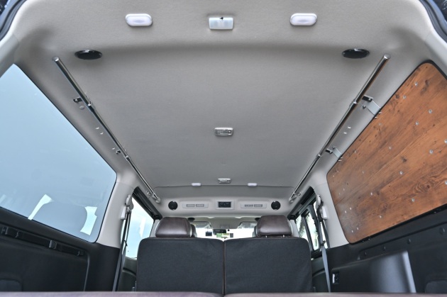 日産キャラバン ESサイドマルチパイプラック 長さ1800mm 左右セット