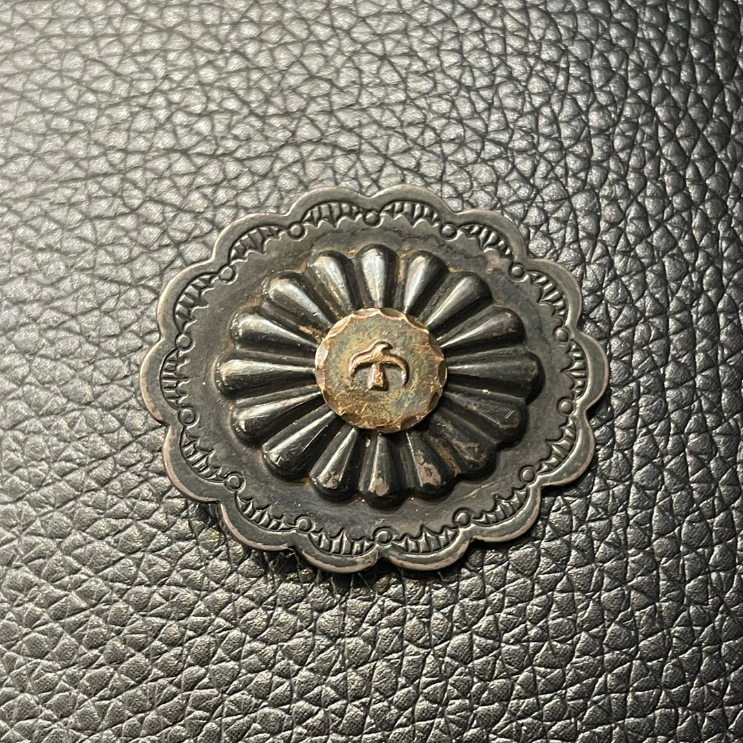 ゴローズ goro's [OLD]K18付フラワーコンチョ(横)※雰囲気抜群※巾着用