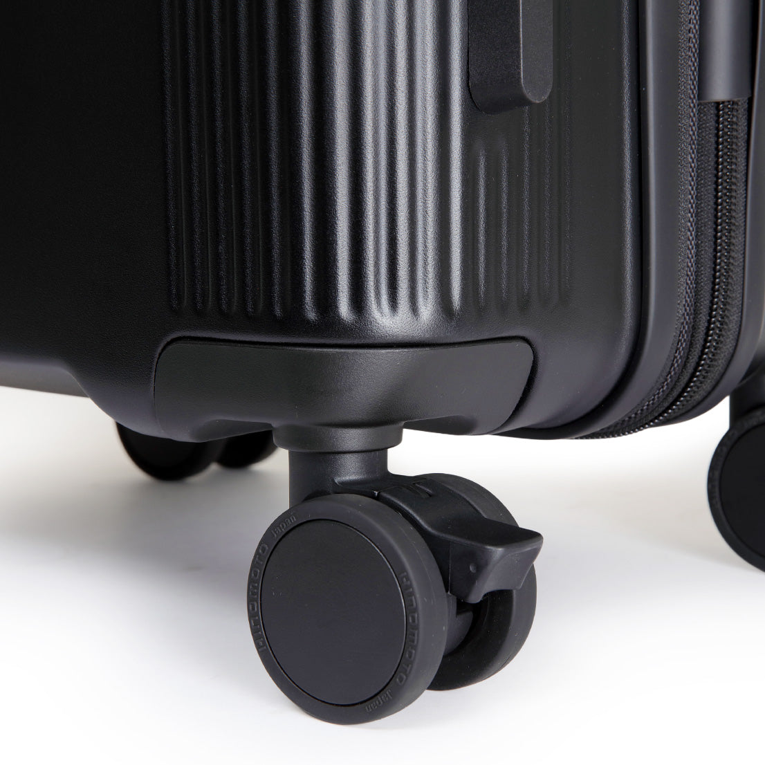 Evoon マルチスーツケースONE 容量34L～39L/機内持ち込み可能【予約