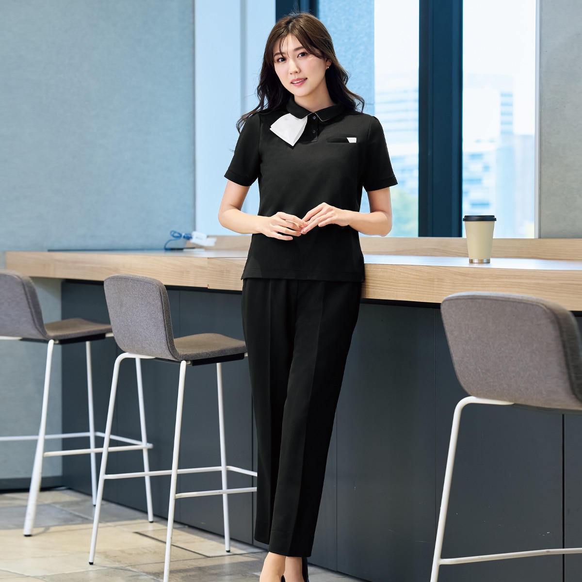 FP65325 テーパードパンツ｜医療用白衣・介護ユニフォーム・事務服の