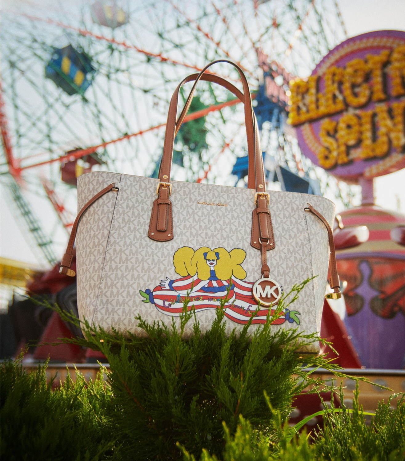 マイケル・コース×日本人アーティスト