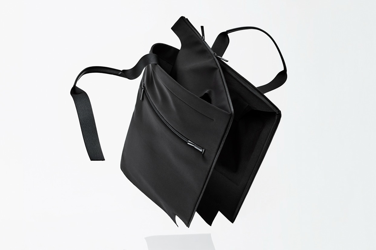 グッド グッズ イッセイ ミヤケ“提灯”モチーフのバックパック