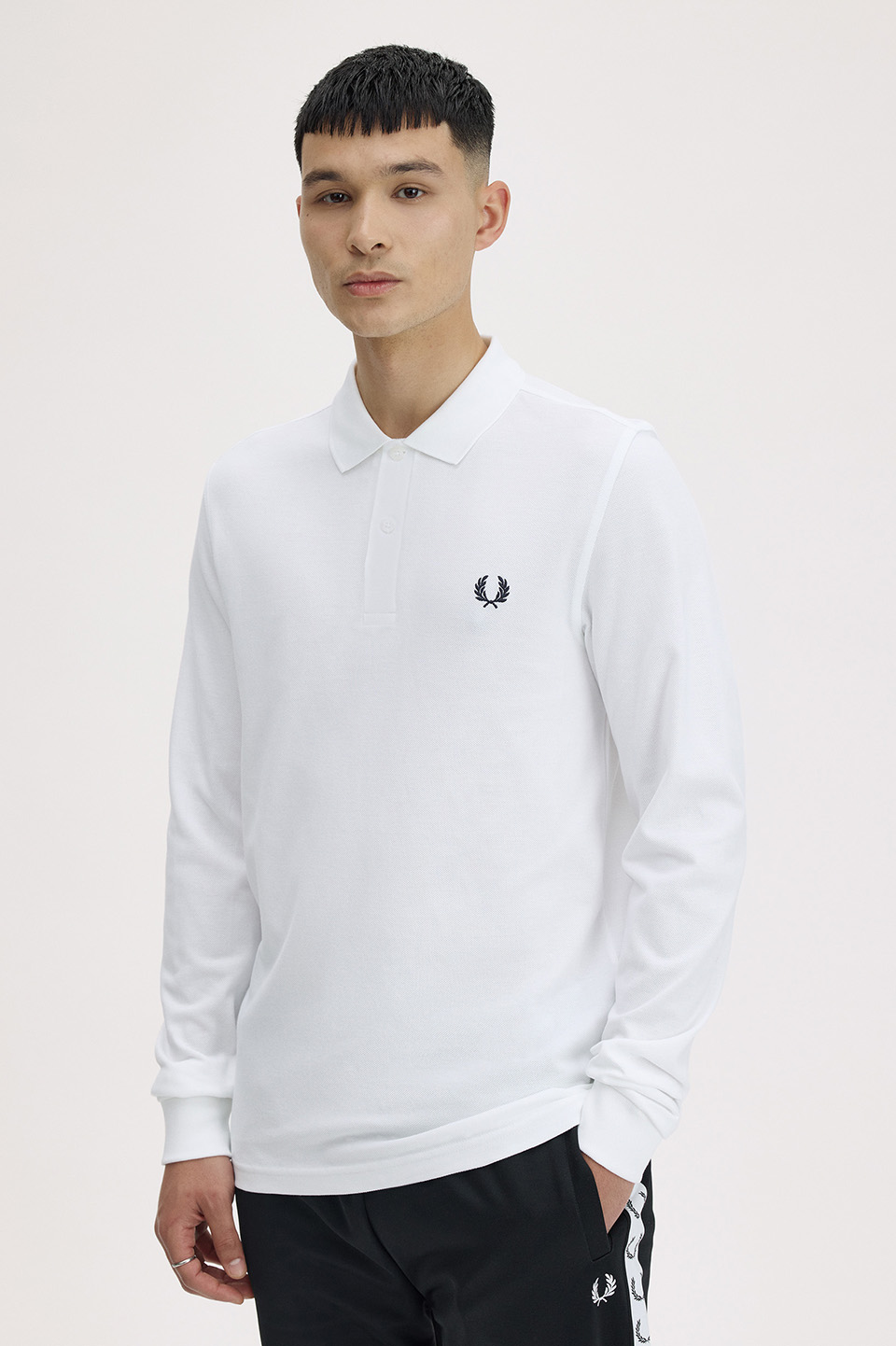The Fred Perry Shirt - M6006(S 100：WHITE): | FRED PERRY JAPAN