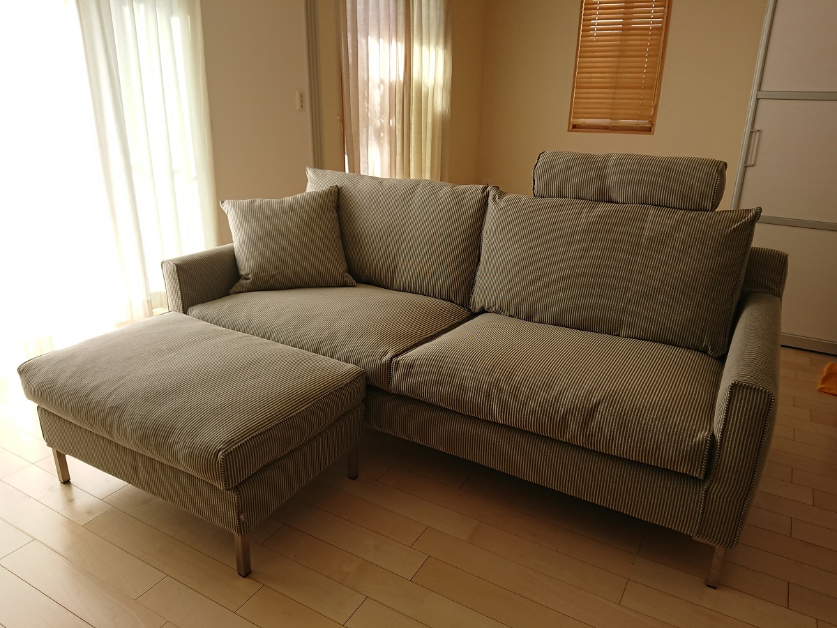 Y様 ／ アイラーセン ストリームラインソファ マルチフットスツール