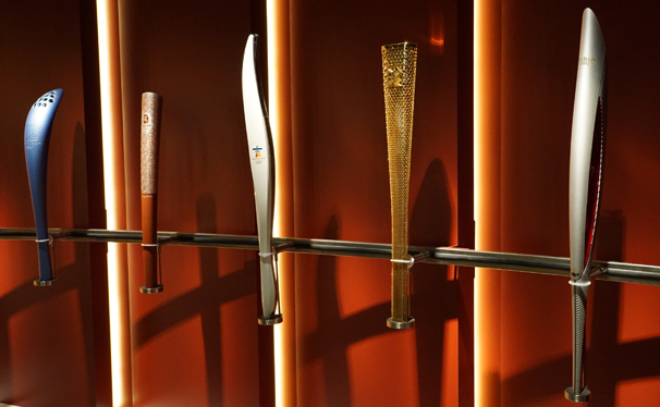 オリンピック「トーチ」デザインの変遷 | デザイン情報サイト[JDN]