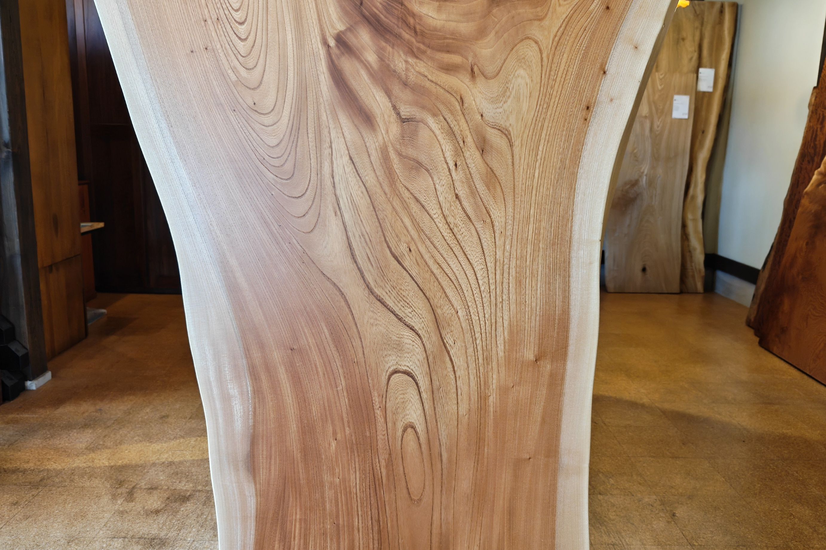 神奈川県 海老名店展示 一枚板 欅(けやき・ケヤキ)材 テーブル用天板