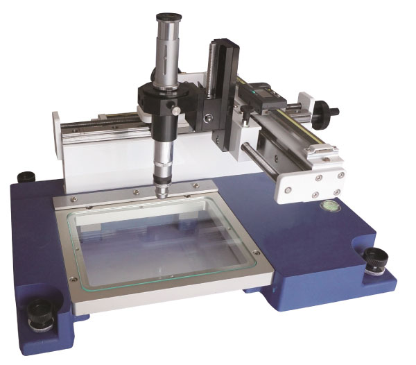 複雑な形状部位の長さ測定には読取顕微鏡XYシリーズ