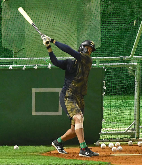 オリックス】右ひざ負傷の宗佑磨「優勝の輪に入れず悔しさあった」23日