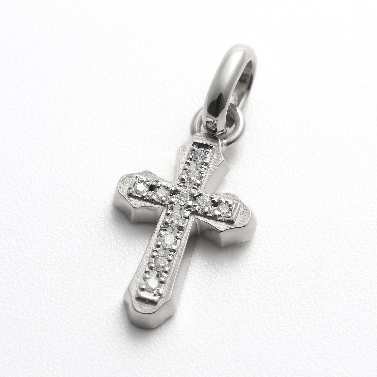 SYMPATHY OF SOUL（シンパシーオブソウル） Smooth Cross Pendant