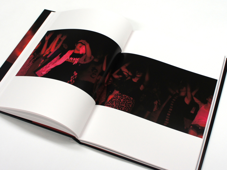 岩根愛写真集 KIPUKA｜青幻舎 SEIGENSHA Art Publishing, Inc.