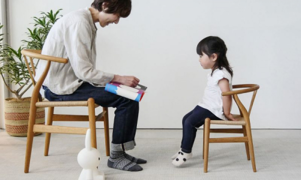 CH24 チルドレン・Yチェア / Children's wishbone chairCarl Hansen