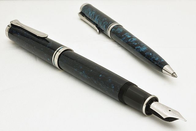Pelikan ペリカン 万年筆 特別生産品 スーベレーン805 オーシャン