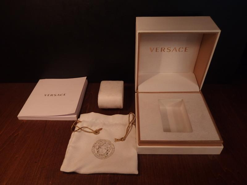 ビンテージVERSACE時計ケース、ヴィンテージベルサーチディスプレイ